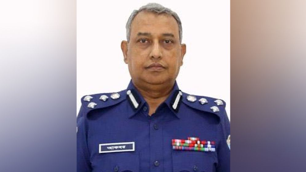 দায়িত্ব নিয়েই অবসরের আবেদন সিআইডি প্রধানের