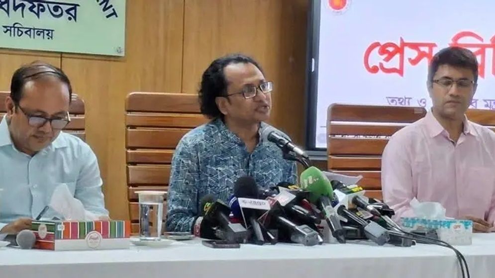 আওয়ামী লীগের নেতাকর্মীদের নির্বাচনে অংশগ্রহণে নতুন শর্ত  : তথ্য উপদেষ্টা 