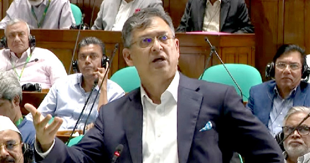 ‘ইসলামী ব্যাংক ইসলাম নয়, জামায়াতও ইসলাম নয়’—স্বরাষ্ট্রমন্ত্রী