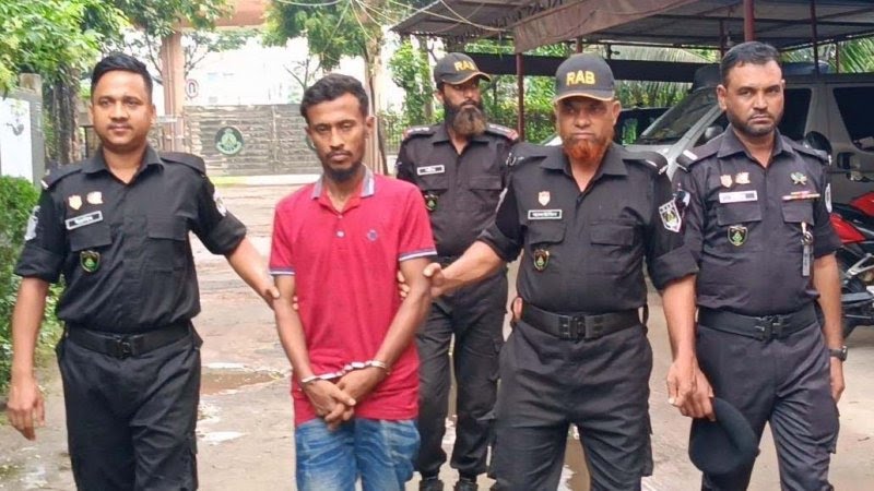ফেনীতে প্রবাসীর স্ত্রী হত্যা: মূল হোতা ভাগনে আরিফ গ্রেফতার