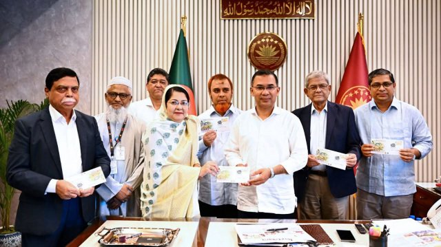 পল্লী উন্নয়ন দিবসে স্মারক ডাকটিকিট উদ্বোধন প্রধানমন্ত্রীর