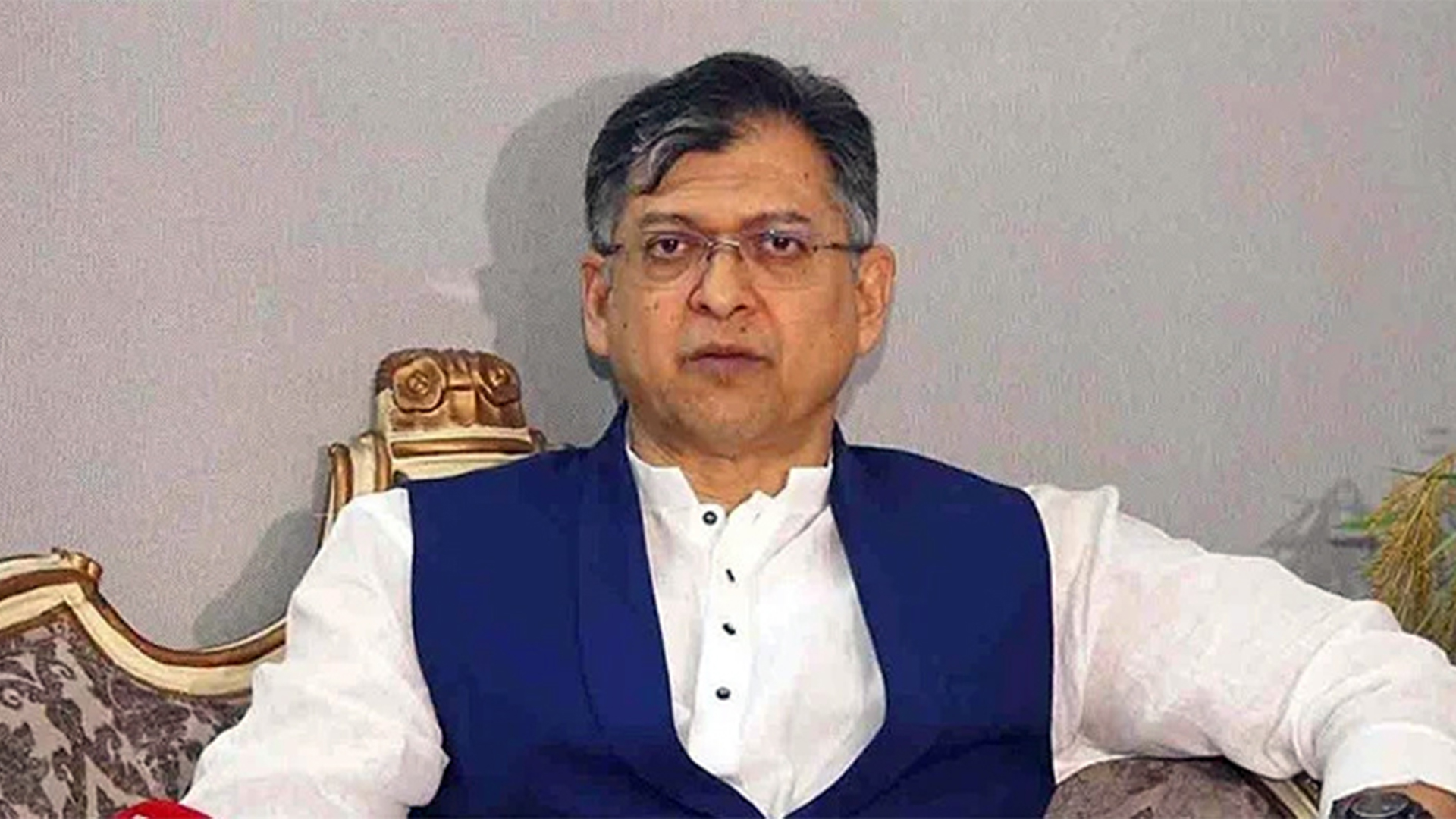 যুক্তরাষ্ট্র সফর শেষে দেশে ফিরলেন স্বরাষ্ট্রমন্ত্রী