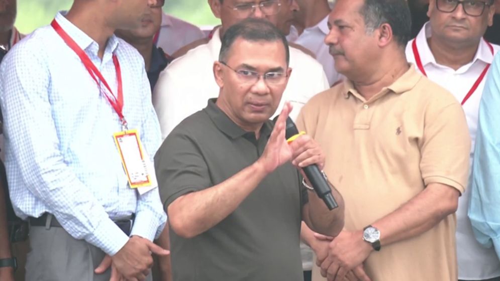 পরিবেশ রক্ষায় বৃক্ষরোপণে জোর দিলেন প্রধানমন্ত্রী