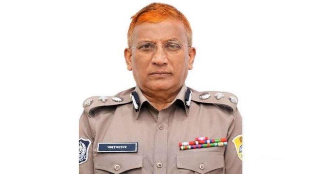 আ.লীগ প্রার্থীর মনোনয়ন জমা দেওয়া অতিরিক্ত ডিআইজি অবসরে