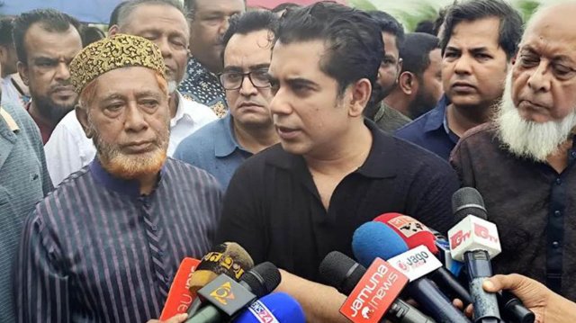 হাসিনার দেশে ফেরা প্রসঙ্গে যা বললেন পার্থ