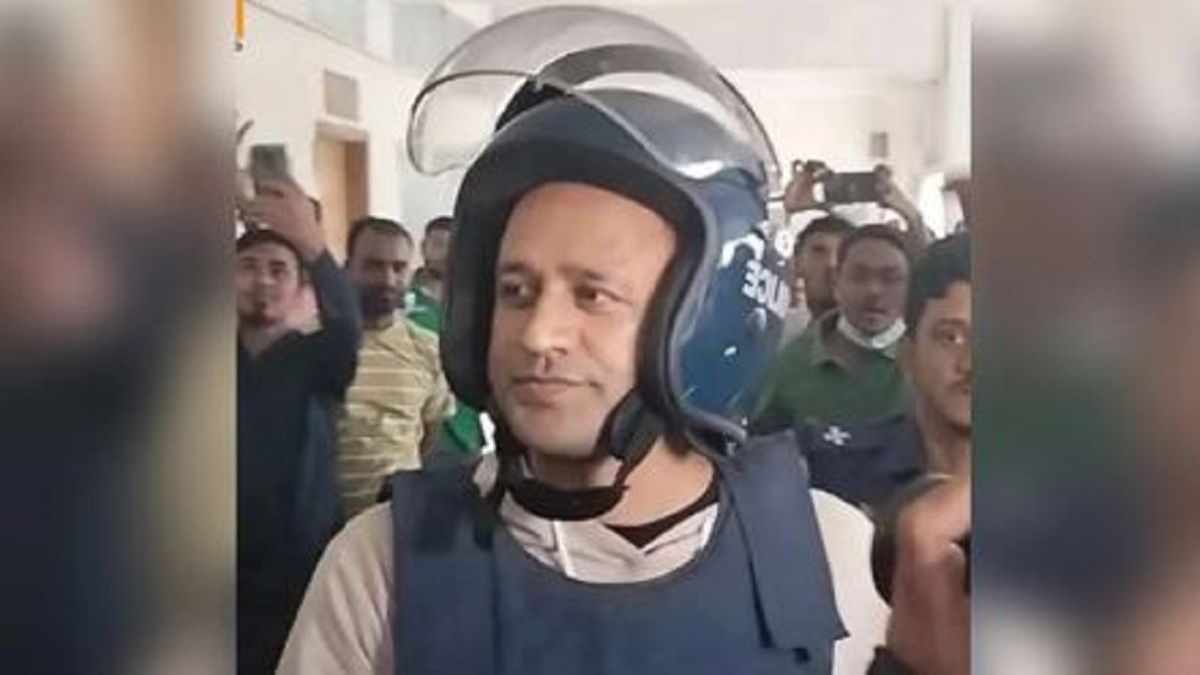 জামিন পেলেন ব্যারিস্টার সুমন