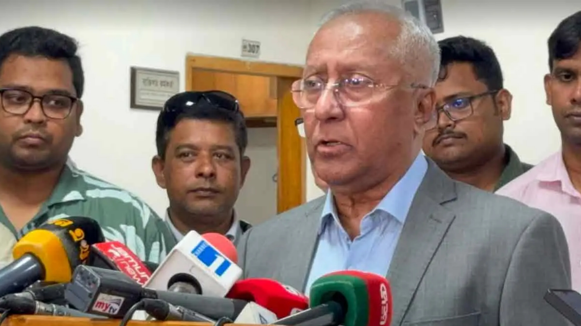 আড়াই মাসে ভোটার বেড়েছে ৩ লাখ ৯ হাজার