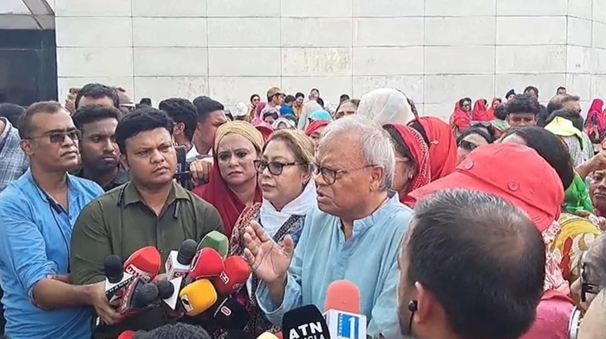 ফ্যাসিবাদের আমলে নারী-শিশুরাই বেশি নির্যাতিত হয়েছে: রিজভী