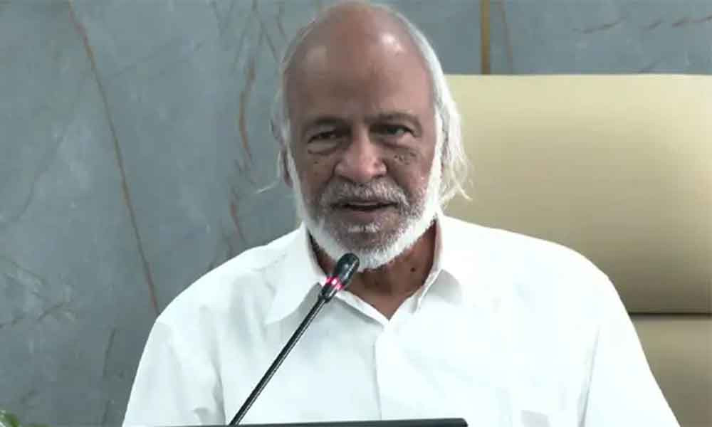 জনগণের সম্পদের কাস্টোডিয়ান সরকারি কর্মকর্তারা: মঈন খান