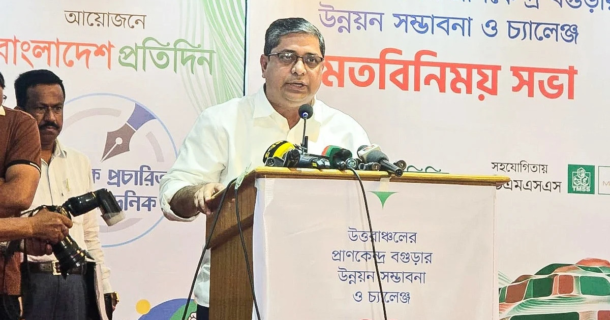 দেশের ইতিহাসে এই প্রথম কোনো ঘটনা ছাড়াই দুর্গোৎসব হলো: মীর শাহে আলম