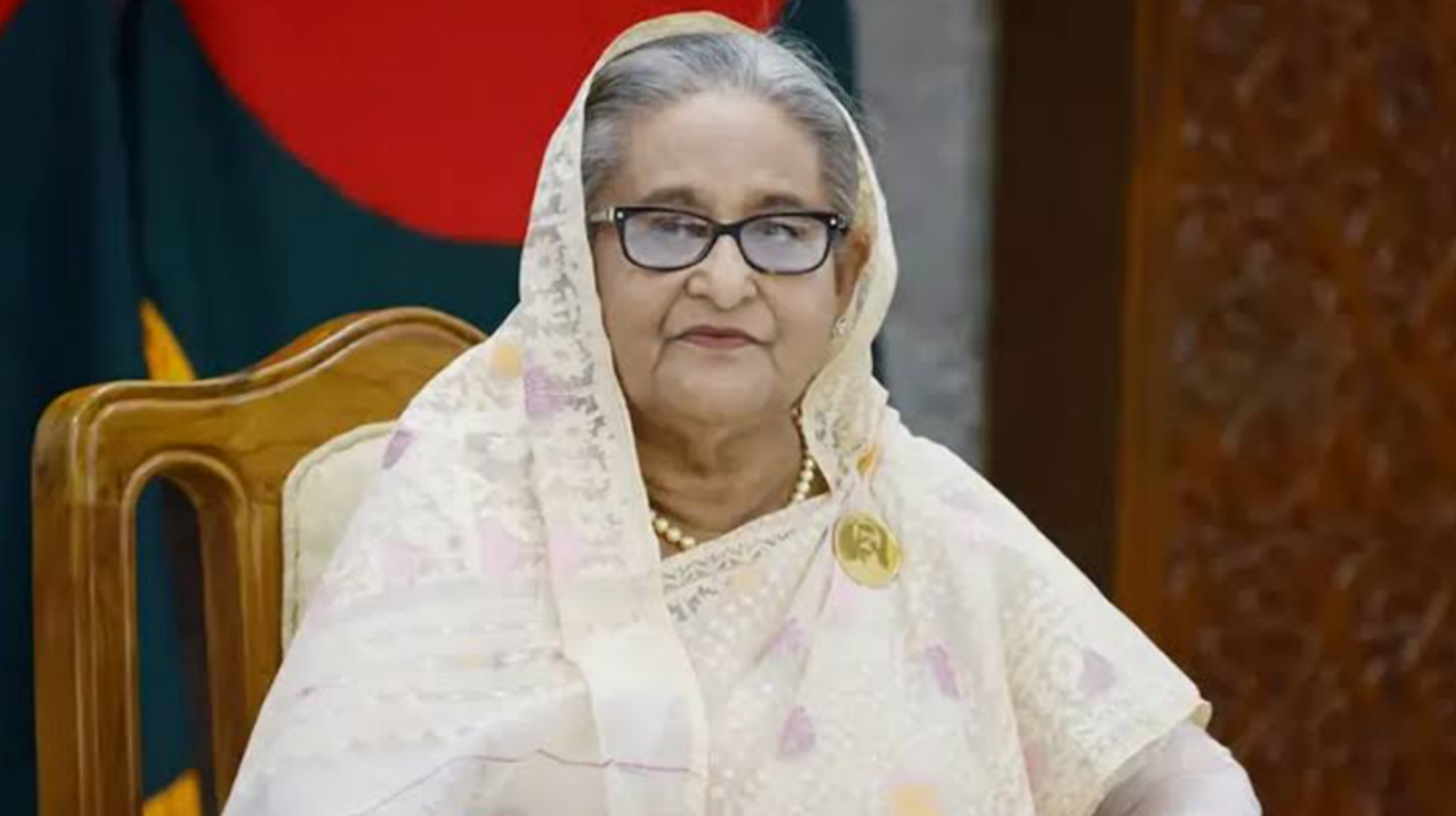 বিদেশ ভ্রমণ-ভুয়া ডিগ্রি: শেখ হাসিনার বিরুদ্ধে অনুসন্ধান শুরু