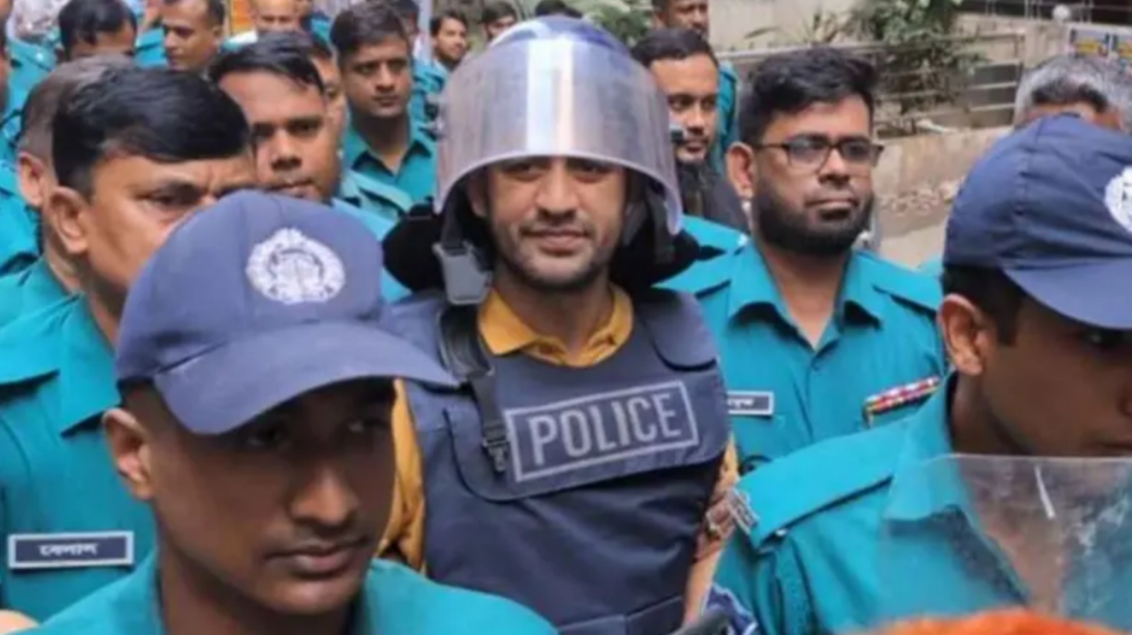ব্যারিস্টার সুমনকে জামিন দেননি হাইকোর্ট