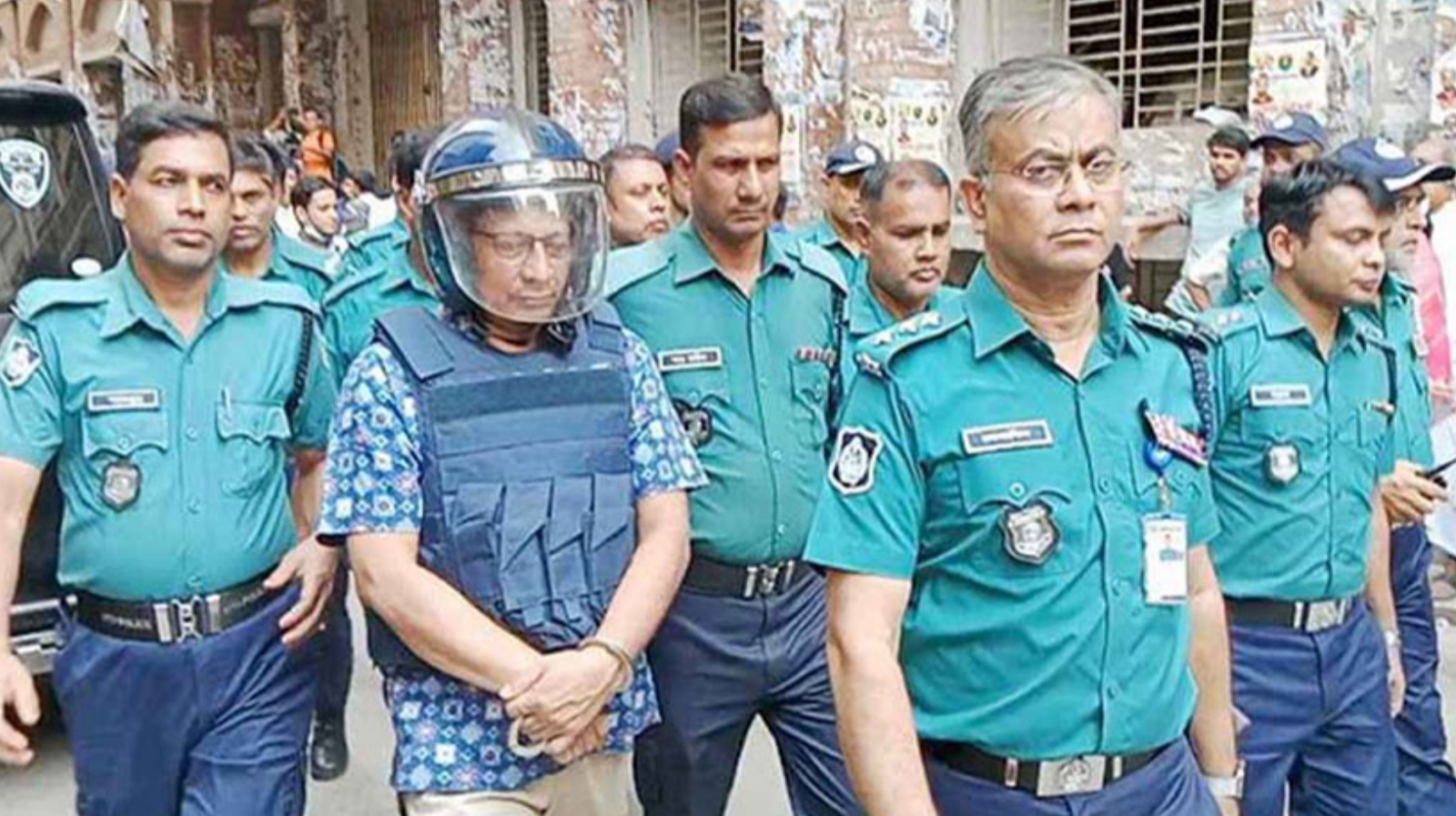 গণহত্যা মামলায় শেখ হাসিনার সহযোগী হিসেবে অন্তর্ভুক্ত সাবেক আইজিপি মামুন