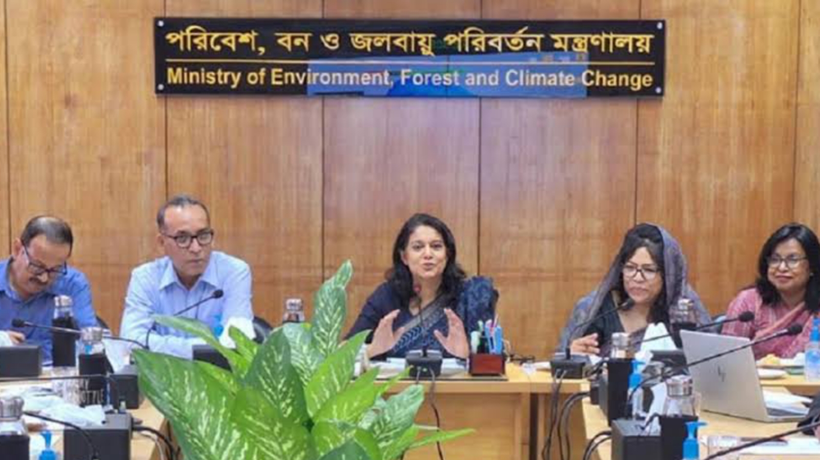 বনশিল্প উন্নয়ন কর্পোরেশনকে আধুনিকায়ন করা হচ্ছে : পরিবেশ উপদেষ্টা