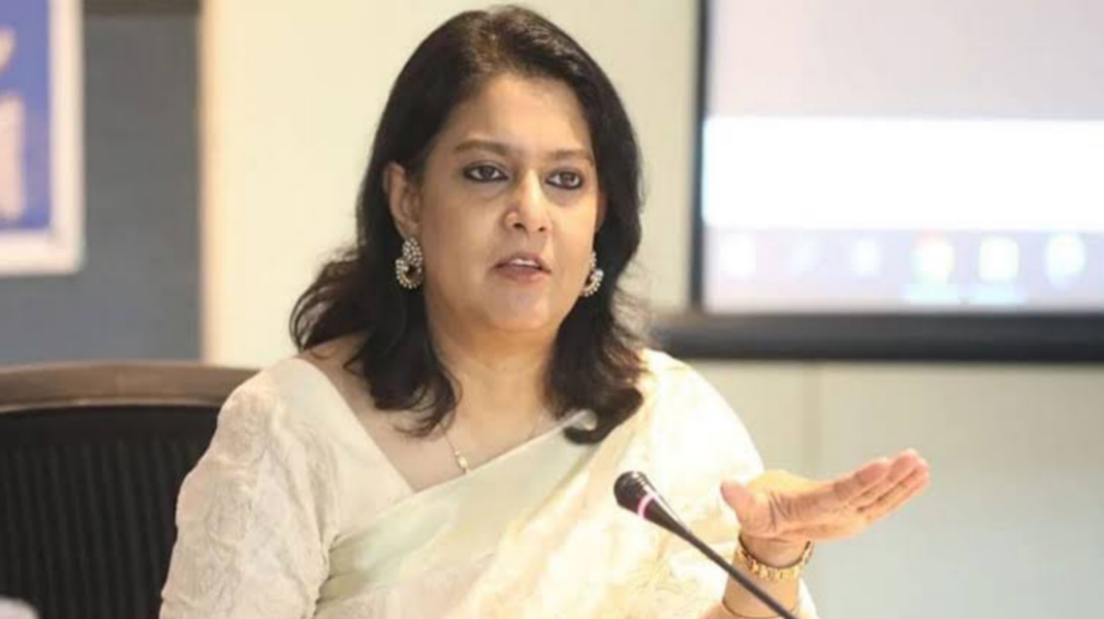 দূষণ প্রতিরোধে কঠোর ব্যবস্থা নেওয়া হবে : পরিবেশ উপদেষ্টা 