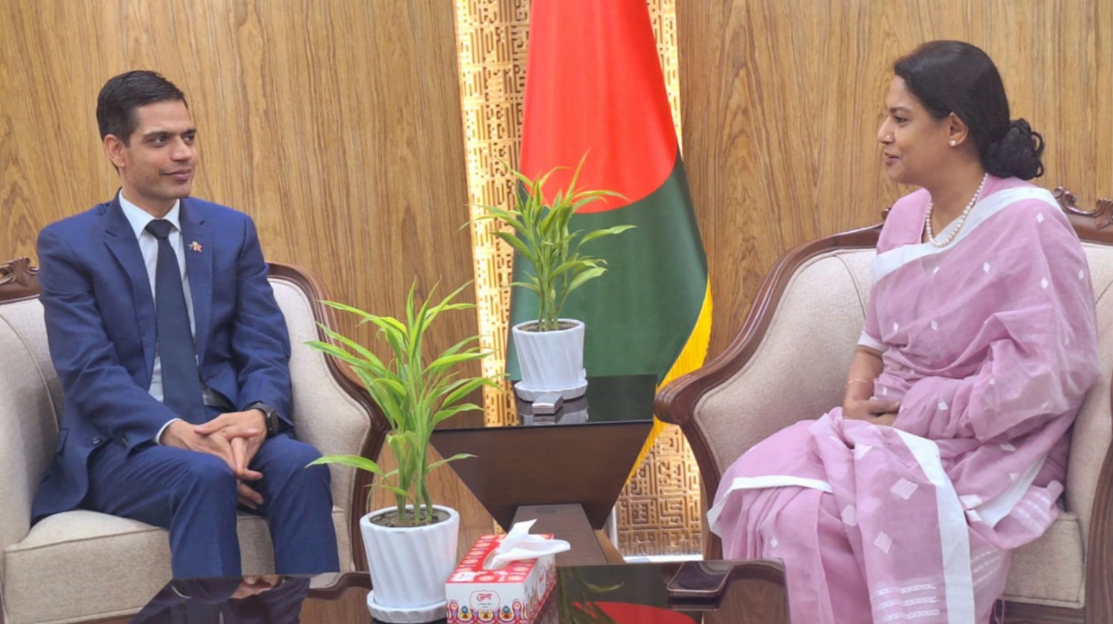 জলবায়ু পরিবর্তনে দ্বিপাক্ষিক সম্পর্ক জোরদার করবে বাংলাদেশ-নেপাল