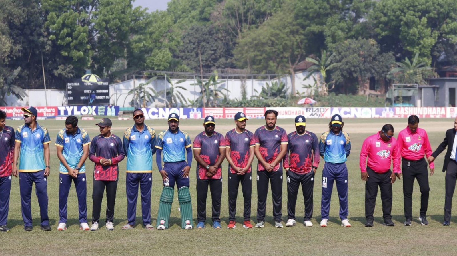 মাঠে নামার আগে তামিমের জন্য দোয়া ক্রিকেটারদের