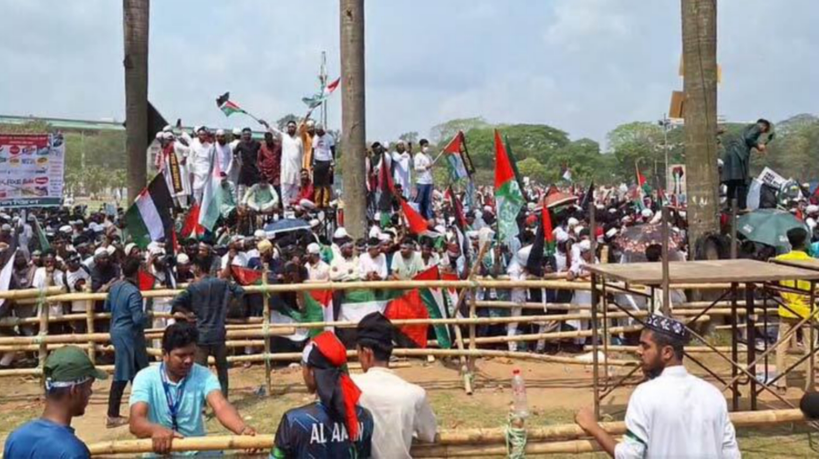 মার্চ ফর গাজা: লোকে লোকারণ্য সোহরাওয়ার্দী উদ্যান