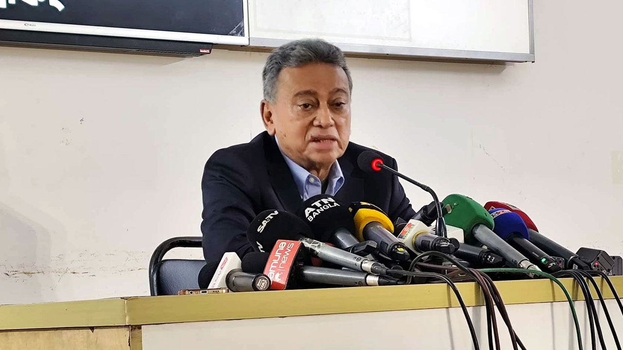 আগস্ট-অক্টোবরেই ভোট হতে পারে, ডিসেম্বরে কেন যেতে হবে : আমীর খসরু