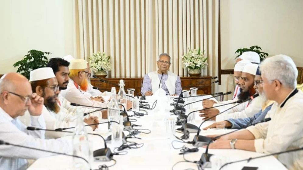 প্রধান উপদেষ্টার সঙ্গে বৈঠক শেষে যা বললেন বিভিন্ন রাজনৈতিক দলের নেতারা
