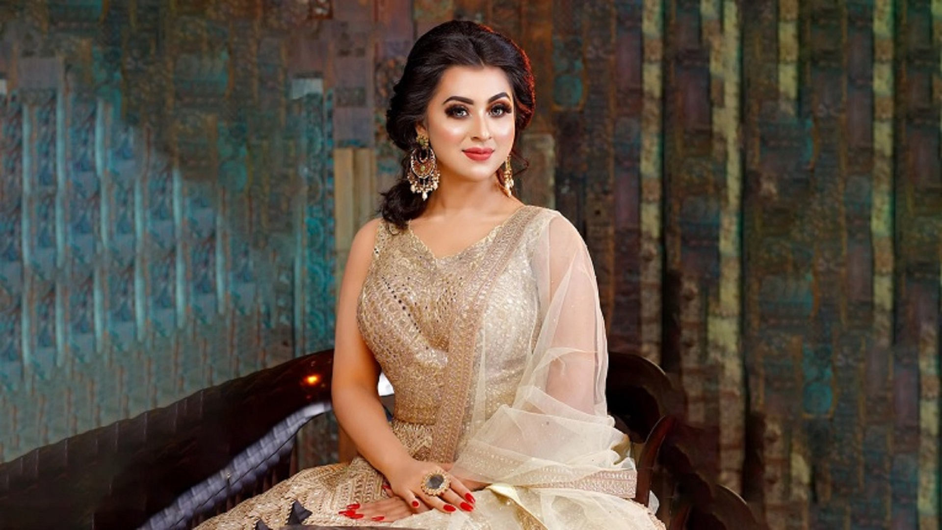 নিজের প্রযোজনা সংস্থা নিয়ে যে পরিকল্পনার কথা জানালেন বুবলী
