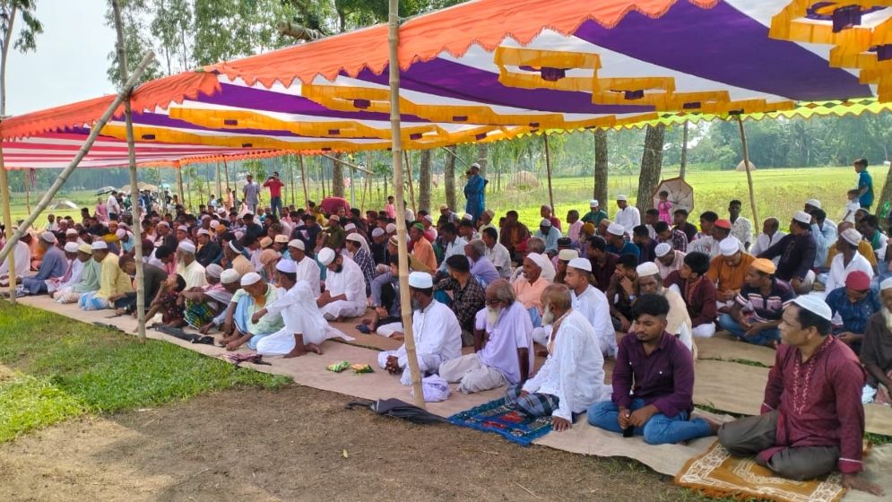 সৌদির সঙ্গে মিল রেখে শেরপুরের ৭ গ্রামে ঈদুল আজহা উদযাপন