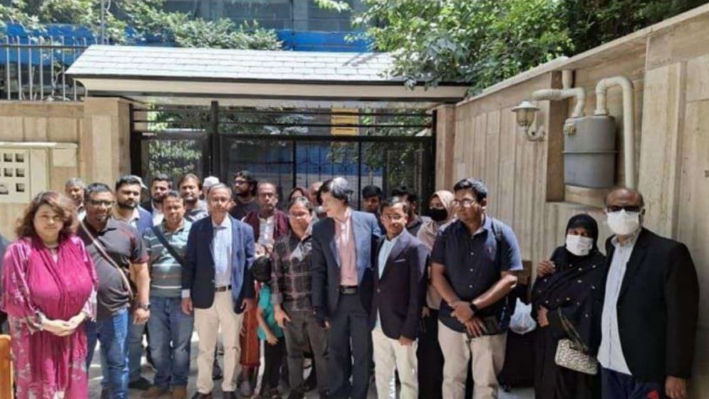 ইরানে আটকে পড়া ২৮ বাংলাদেশি এখন পাকিস্তানে