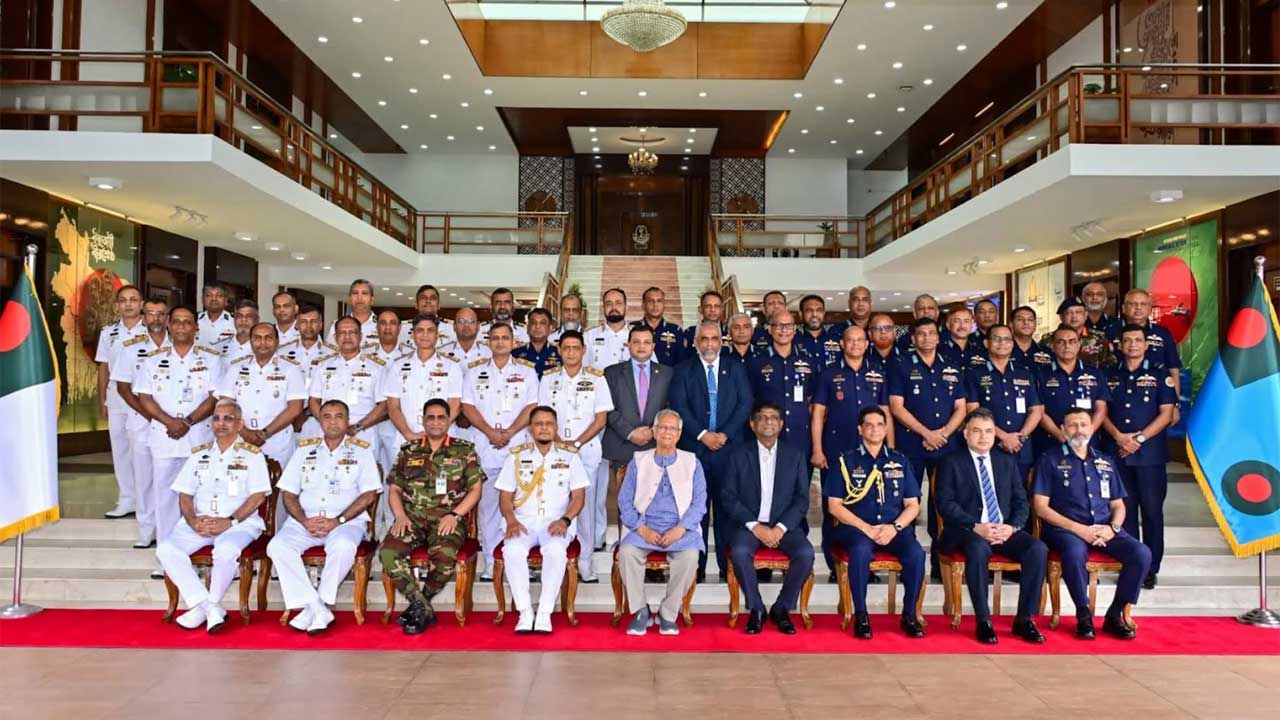 নৌবাহিনী ও বিমানবাহিনী নির্বাচনী পর্ষদের উদ্বোধন করলেন প্রধান উপদেষ্টা