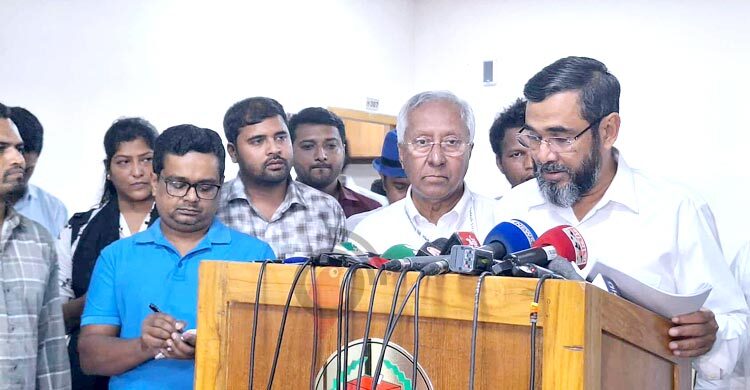 ভোটার প্রতি সর্বোচ্চ ১০ টাকা ব্যয় করতে পারবেন প্রার্থী : ইসি সানাউল্লাহ