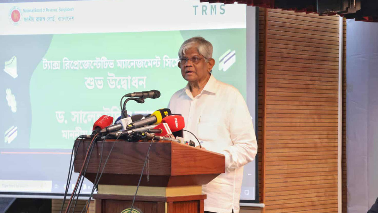 ফেব্রুয়ারির পর চলে যেতে হবে, মানুষের জন্য কিছু করে যেতে চাই : অর্থ উপদেষ্টা