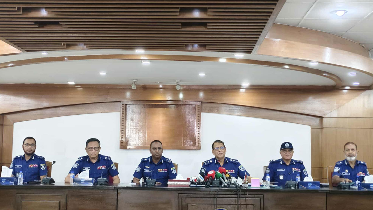 আগামী নির্বাচনে পলাতক ফ্যাসিস্ট শক্তি মোকাবিলাই বড় চ্যালেঞ্জ : আইজিপি