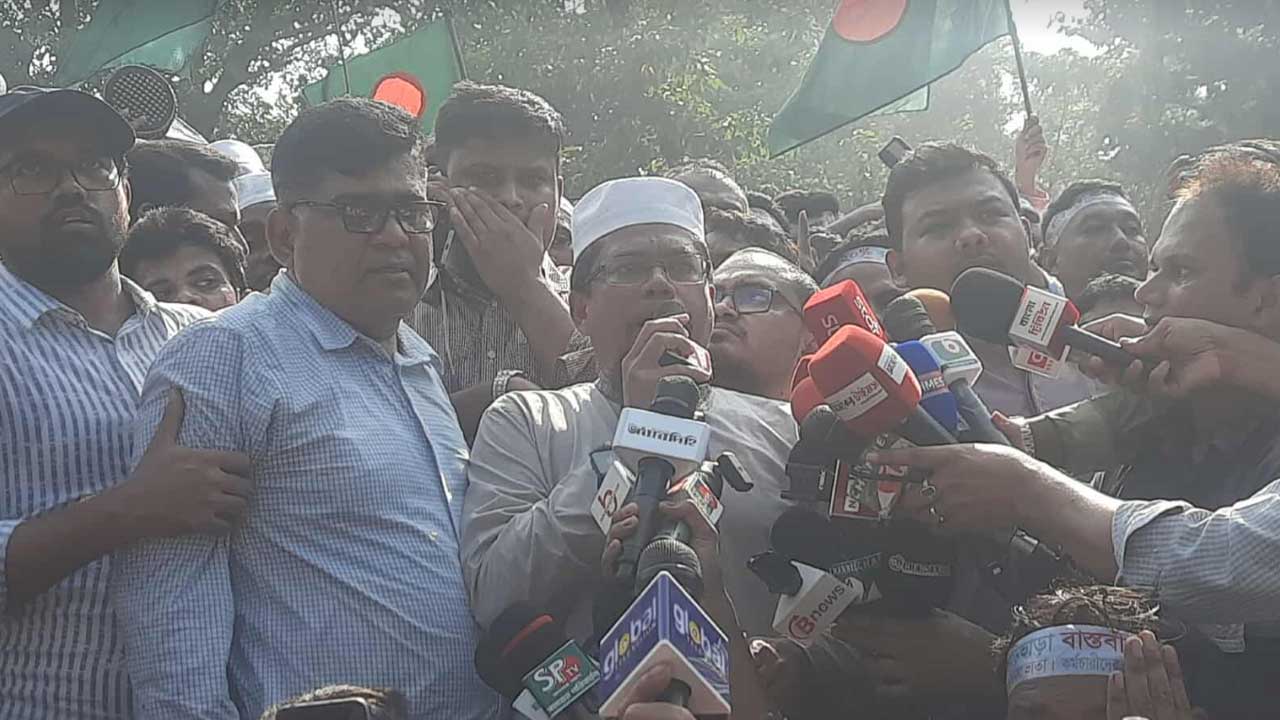 আমাদের বড় বিজয় হয়েছে, কাল থেকে শ্রেণিকক্ষে ফিরছি : আজিজী