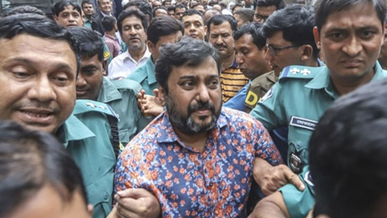 মানি লন্ডারিংয়ের মামলায় সম্রাটকে আদালতে হাজিরের নির্দেশ