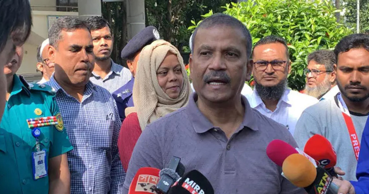 ১৬-১৭ বছর নির্বাচন হয় না, মানুষ কিছুটা শঙ্কায় আছে : আইন উপদেষ্টা 
