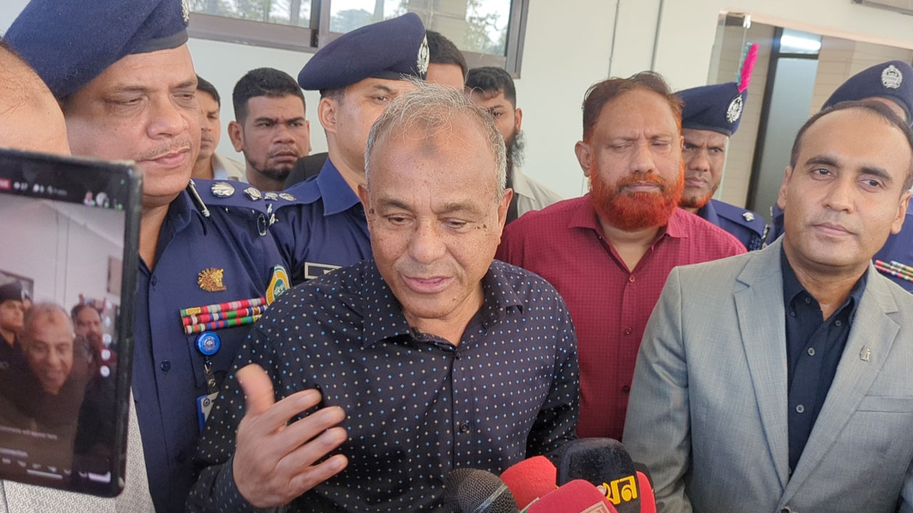 নির্বাচনের সময় আইনশৃঙ্খলা বাহিনী ৯ দিন মাঠে থাকবে  : স্বরাষ্ট্র উপদেষ্টা
