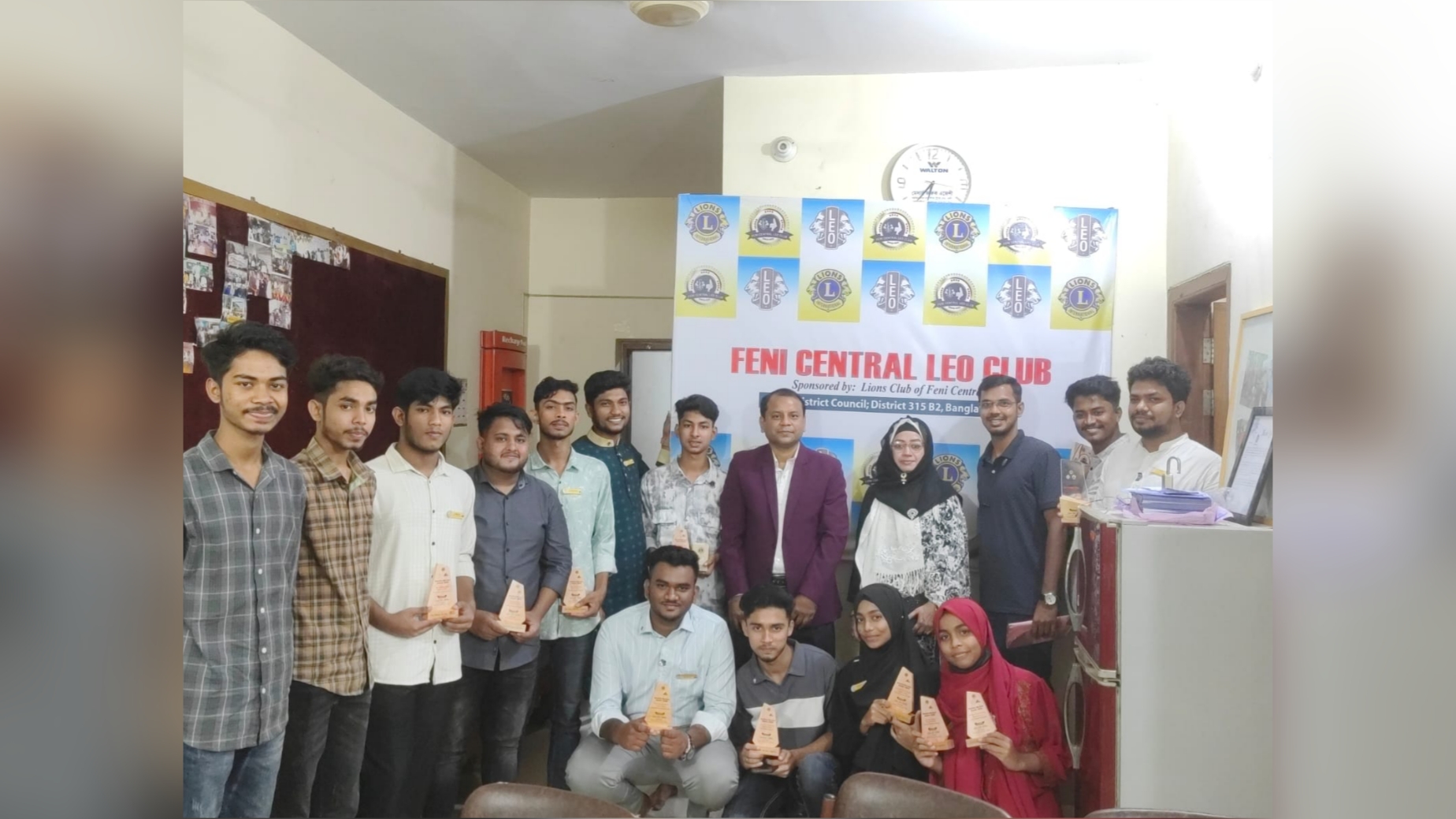 ফেনী সেন্ট্রাল লিও ক্লাবের অক্টোবর সার্ভিস অ্যাওয়ার্ড অনুষ্ঠিত