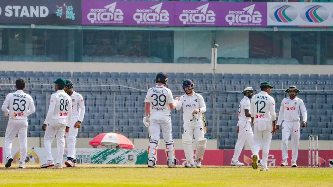 ক্যাম্ফারের হাফসেঞ্চুরিতে জয়ের অপেক্ষা বাড়ল বাংলাদেশের