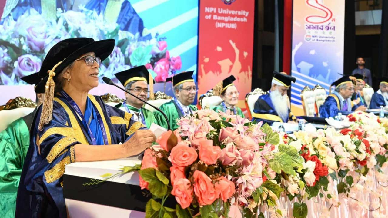 ‘দেশের জন্য নিষ্ঠা ও দায়িত্বশীলতার সঙ্গে কাজ করবে’  : প্রাণিসম্পদ উপদেষ্টা