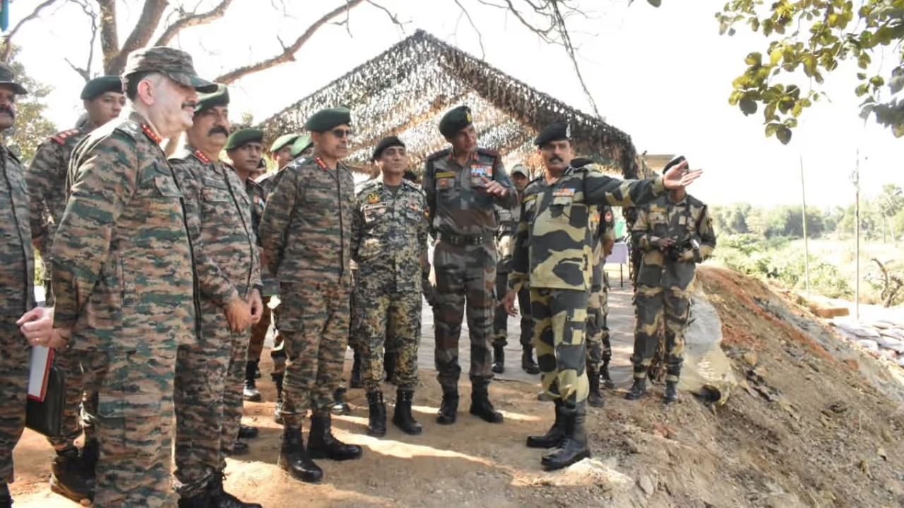 উত্তেজনার মধ্যে বাংলাদেশ সীমান্ত পরিদর্শনে ভারতের সেনা কর্মকর্তারা