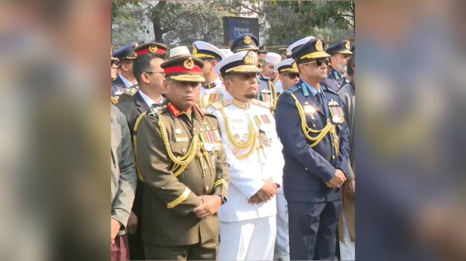 খালেদা জিয়ার জানাজায় তিন বাহিনী প্রধান