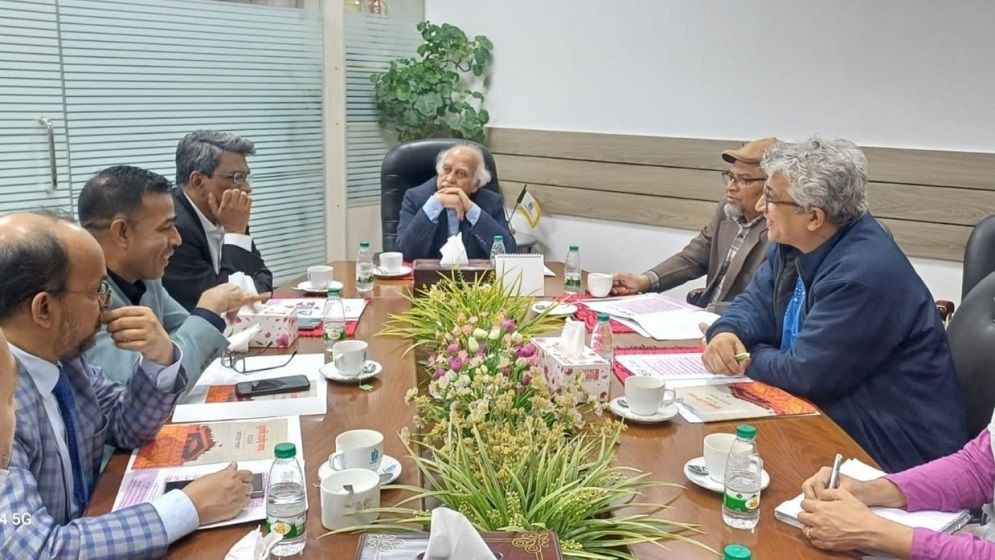 ‘হ্যাঁ’ ভোট দিতে শিক্ষাপ্রতিষ্ঠানে প্রচার চালানো হবে