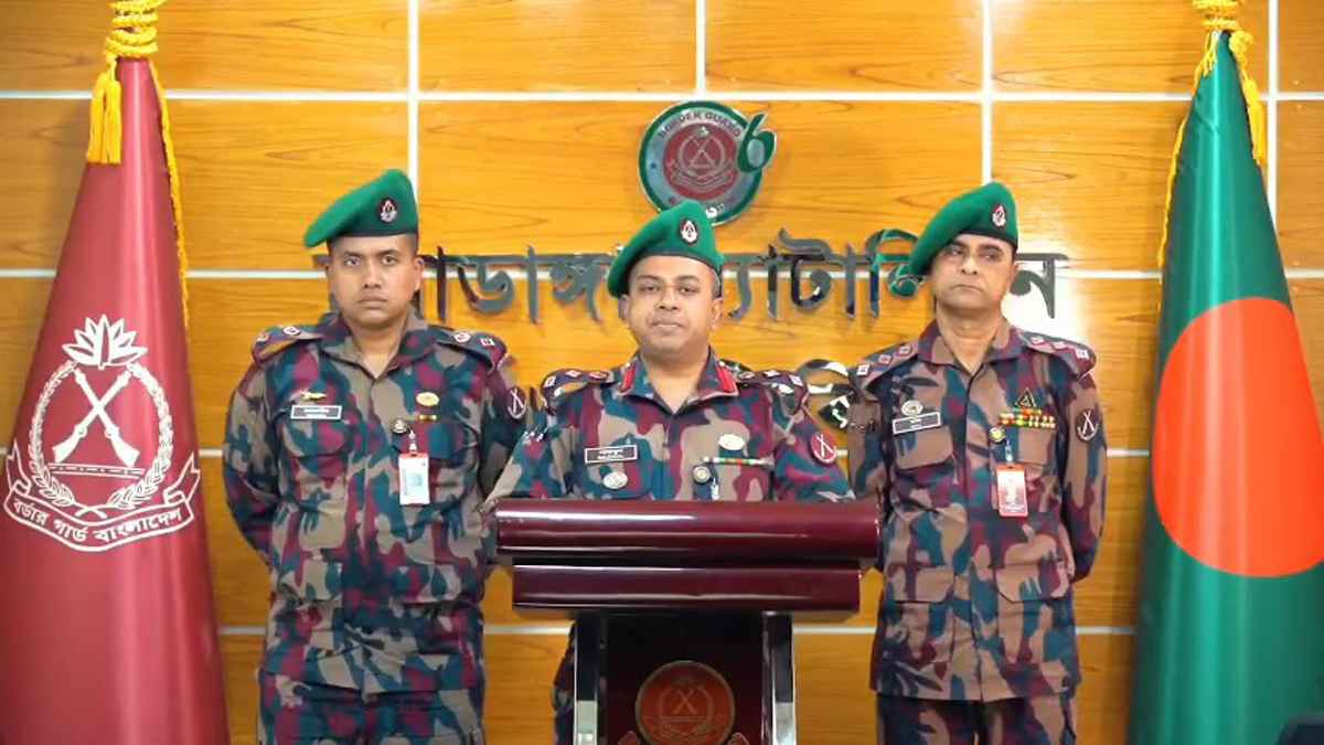 ভোটের নিরাপত্তায় চুয়াডাঙ্গা-মেহেরপুরে বিজিবি’র ব্যাপক প্রস্তুতি