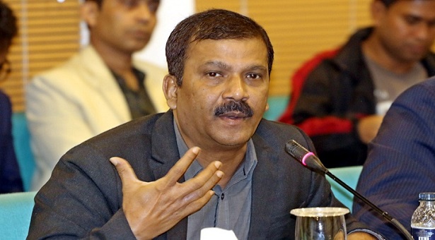 পাকিস্তানকে ধন্যবাদ দিলেন আসিফ নজরুল