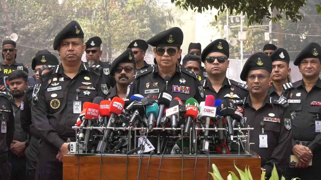 একুশে ফেব্রুয়ারি ঘিরে কোনো নিরাপত্তা হুমকি নেই: র‍্যাব ডিজি
