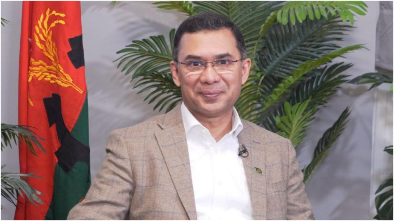 রাত ১২টা ১ মিনিটে ভাষা শহীদদের শ্রদ্ধা জানাবেন প্রধানমন্ত্রী