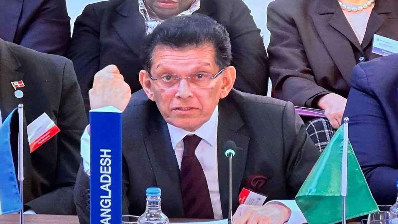 লন্ডনে কমনওয়েলথ বৈঠকে যোগ দিয়েছেন পররাষ্ট্রমন্ত্রী