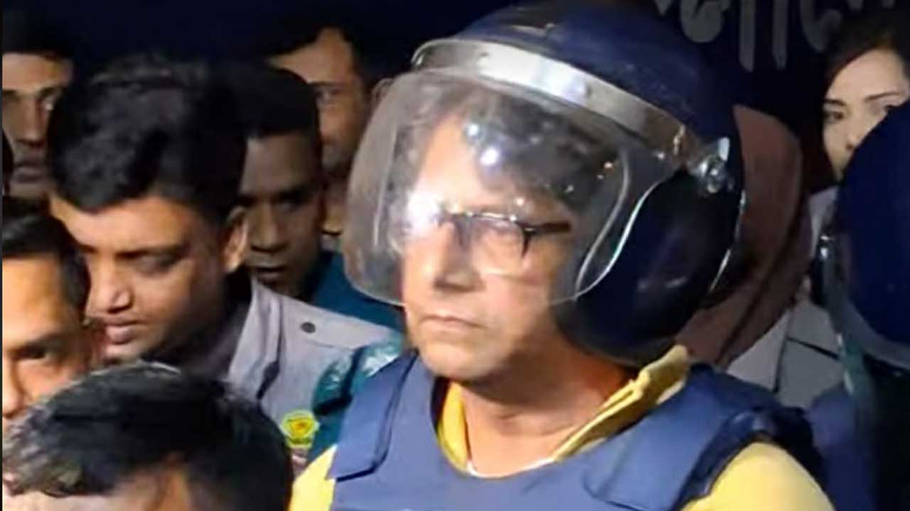 দুর্নীতির মামলায় জামিন পেলেন আনিস আলমগীর
