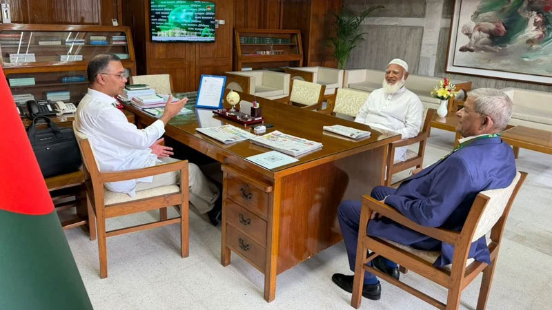 প্রধানমন্ত্রীর সঙ্গে বিরোধীদলীয় নেতার সাক্ষাৎ