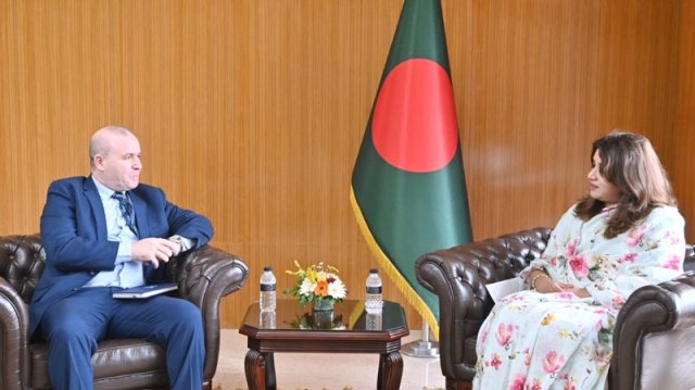 আলজেরিয়াকে জ্বালানি সহযোগিতা বাড়ানোর অনুরোধ