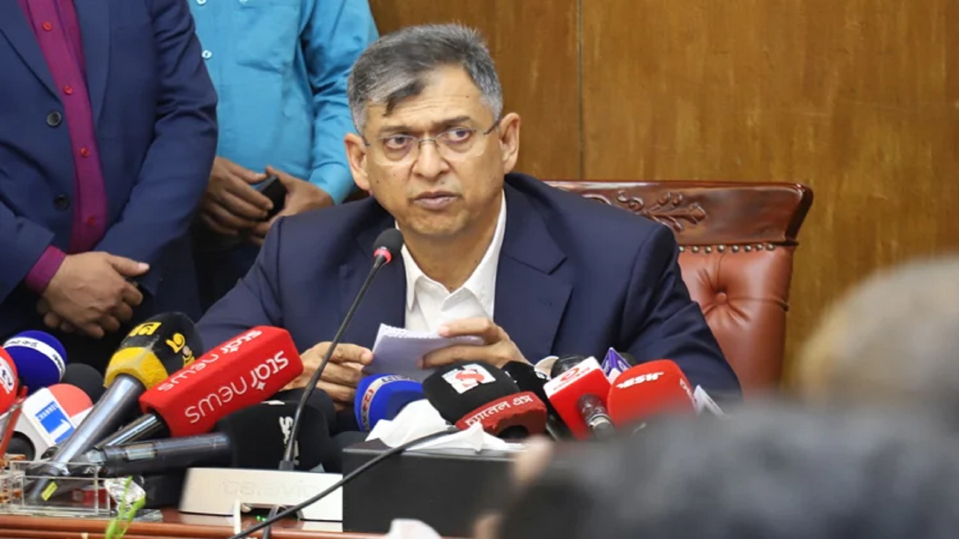 ঝুঁকিপূর্ণ এলাকায় মানবপাচার ও মাদকবিরোধী অভিযান শিগগিরই  : স্বরাষ্ট্রমন্ত্রী 